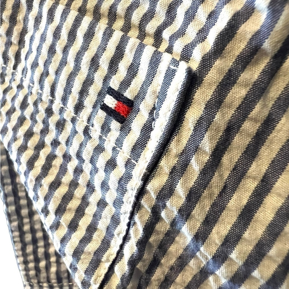 Tommy Hilfiger Seersucker Blue and White Striped Button Down Sleeveless Top - Picture 2 of 13